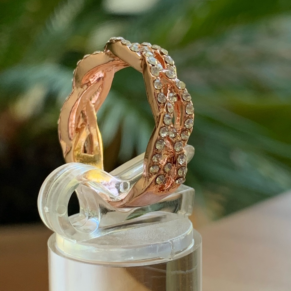 Rings For Women Rose Gold Micro Zirconia Tail - Picture 3 of 8